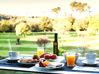 Escapada exclusiva en la naturaleza: 2 noches en el Hotel Món Sant Benet 4*