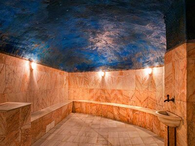 ILUNION Les Corts Spa, Barcelona: acceso a spa y masaje relajante para 2 personas