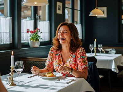 Geschenkbox Eine liebevolle Umarmung inmitten der Landschaften Europas: 2 Übernachtungen mit 1 oder 2 Abendessen zum Muttertag