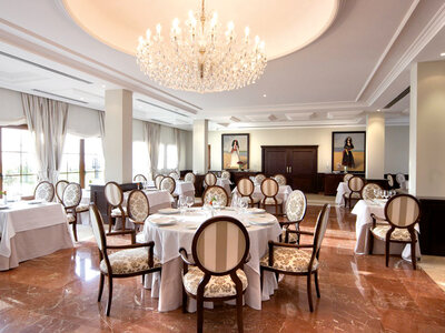 ¡Saborea Segovia!: 1 noche, desayuno y cena tradicional en Hotel Cándido 4*SUP