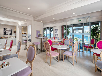 Séjour à Nice : 1 nuit en hôtel 4* en bord de mer avec champagne