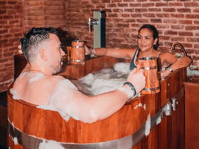 Caja regalo Beer Spa Madrid: circuito spa, masaje y degustación de cerveza para 2 personas
