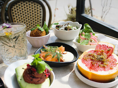 Ud at spise med mormor