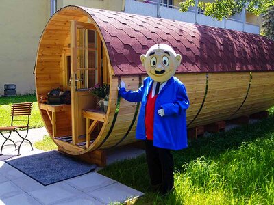 Insolito soggiorno di 1 notte in botte con ingresso alle terme di Bad Zurzach e aperitivo