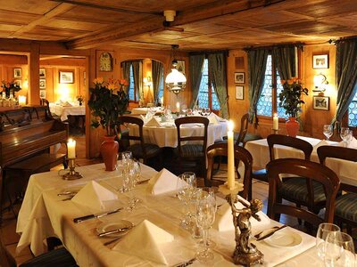 1 Übernachtung mit Abendessen im Schloss-Hotel in Merlischachen für 2 Personen