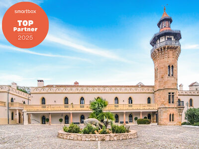 Caja regalo Hotel Casa Convento La Almoraima en Cádiz: 1 noche y ruta en 4x4