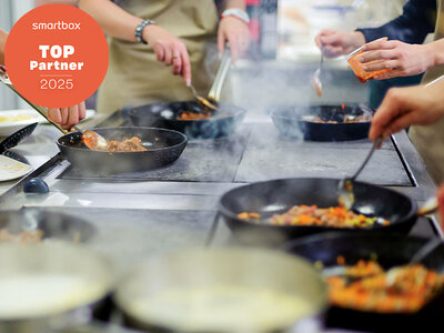 Caja regalo Plan familiar en Madrid: un curso de tapas y aperitivos de 3 horas para 4 personas