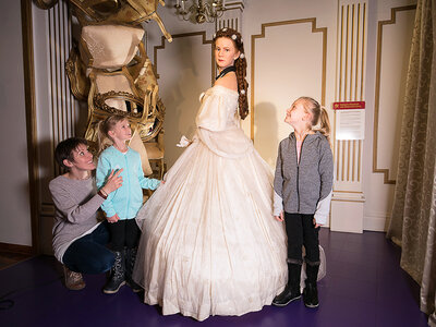 Box Eintritt zu Madame Tussauds Wien für 2 Erwachsene und 2 Kinder