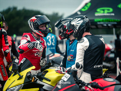 Stage de pilotage à moto : demie-journée de coaching sur le circuit Paul Ricard