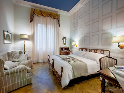 Cofanetto Vacanze a Viareggio a 4*: 2 notti in hotel con vista mare e omaggio