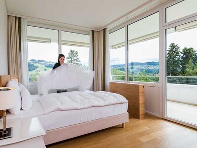 Séjour de détente de luxe à Saint-Gall avec 1 nuit dans un hôtel 4*, accès au spa et un verre de prosecco