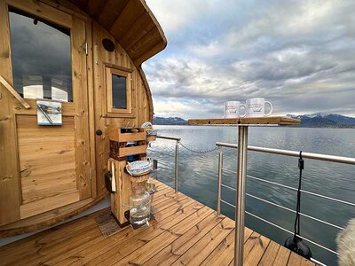 Box 2 Std. Entspannungssauna-Boot für 2 Personen mit Prosecco auf dem Obersee