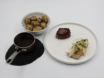 Boks Smag på sæsonen: 2-retters middag på Restaurant Dauphine