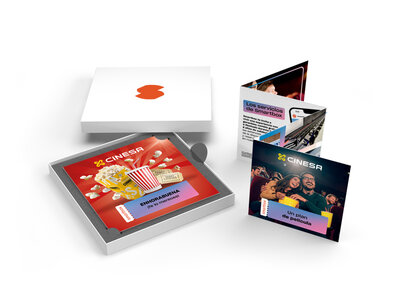 Caja 2 entradas de cine con menú y bebidas