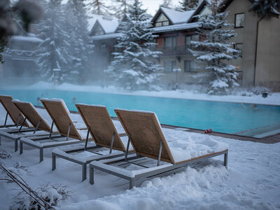 Coffret cadeau Noël relaxant en Suisse : 1 nuit avec pause bien-être