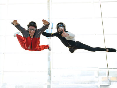 Cofanetto regalo L'emozione della leggerezza: volo indoor per 2 in settimana vicino a Milano