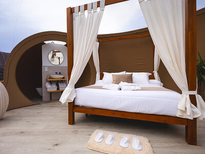 Caja Cazorla Estelar: 1 noche mágica en burbuja con spa y desayuno