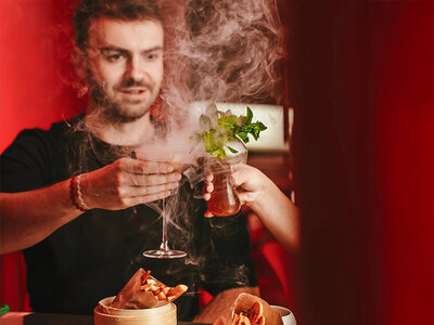 Cocktails signature et plat savoureux chez Unplug : une soirée pour deux à Paris