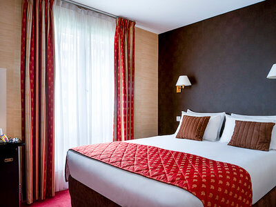 Coffret Échappée à Paris en hôtel 3* ou 4* avec 1h de croisière sur la Seine