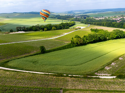 Coffret cadeau Vol en montgolfière & délices du terroir en le week-end près de Reims