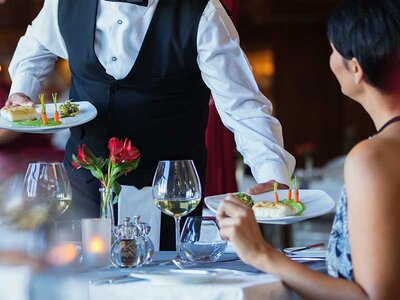 Cofanetto Cena gourmet, soggiorni, spa e avventure per lei