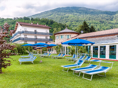 Cofanetto regalo Natura e relax in Trentino: 1 notte con accesso Spa all’Hotel al Sorriso Greenpark & Wellness 4*
