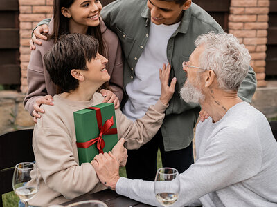 Coffret cadeau Séjour Premium avec activité détente ou sensations fortes pour les parents