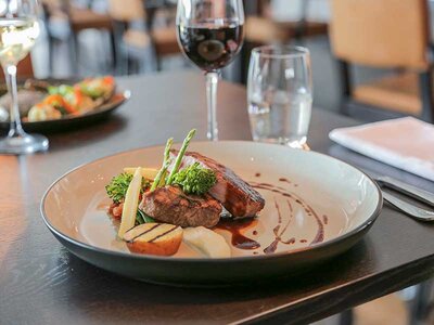 Verblijf of gastronomische ervaring voor hem