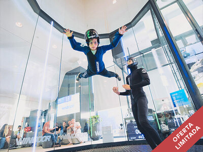 Caja regalo Vuela en túnel de viento con Windoor Barcelona solo los MIÉRCOLES: experiencia para 2