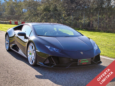 Cofanetto regalo Ferrari F488 GTB e Lamborghini Huracán EVO: 3 giri spettacolari sul Circuito di Jesolo Pista Azzurra
