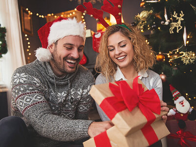 Cofanetto regalo Natale in coppia: soggiorni, cene e attività romantiche per 2 persone