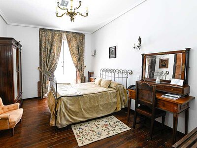 Caja Escapada de Nochevieja con cena, cotillón y brunch para 2 en Hotel-Monumento Pazo do Castro 4*