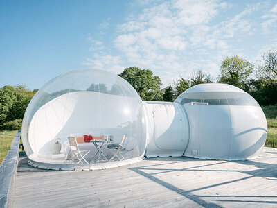 Coffret cadeau 3 jours insolites en bulle de luxe avec bain bouillonnant et panier-apéritif près de Montauban