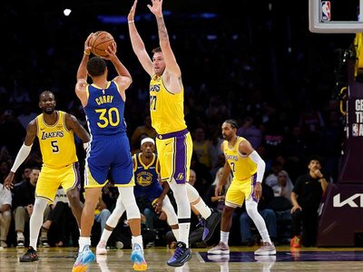 Caja Suscripción 5 meses DAZN Made in USA