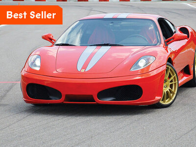 Cofanetto regalo Due giri da brivido al volante di una Ferrari