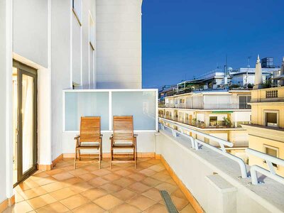 Meliá Granada 4*: 1 noche con desayuno para 2 personas