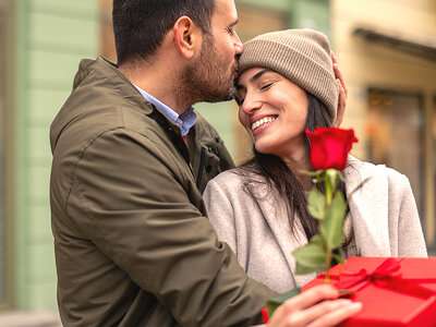 Coffret cadeau Saint-Valentin pour elle : 1 nuit ou 1 activité au choix