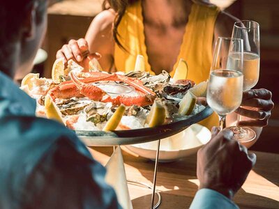 Caja Un regalo para ella por San Valentín: escapadas o cenas gourmet