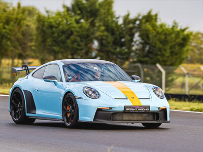 Stage de pilotage : 5 tours en Porsche 992 GT3 sur le circuit de Mettet