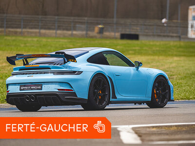 Coffret cadeau Stage de pilotage : 2 tours sur le circuit de La Ferté Gaucher en Porsche 992 GT3
