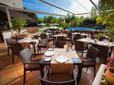 Barceló Cáceres V Centenario 4*: 1 noche con desayuno para 2