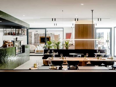 Hotel The Flag Estepona 4*, Málaga: 1 noche con desayuno para 2 personas