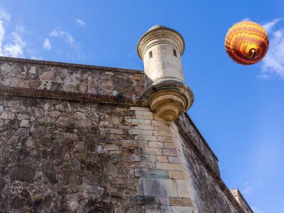 ¡Badajoz desde las alturas!: 1 vuelo en globo de 1h para 1 persona