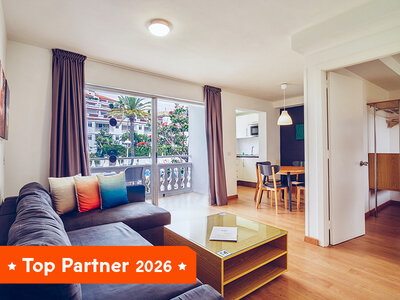 Caja regalo Escapada a Tenerife: 1 noche y desayuno en Route Active Hotel