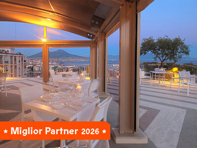 Cofanetto regalo Cena di tre portate all'O'Break dell'Hotel Mediterraneo nel cuore di Napoli