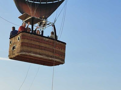 ¡Guadix desde al aire!: 1 vuelo en globo de 1h para 2 personas