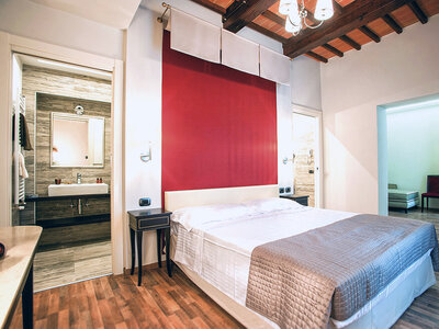 Cofanetto Festa della mamma in viaggio: vacanza in famiglia con 2 notti e 2 cene in Italia