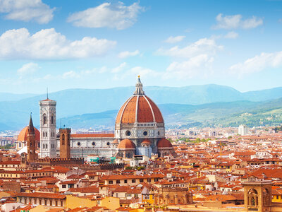 Cofanetto regalo Per la mamma che ama viaggiare: 1 notte nelle più belle città italiane