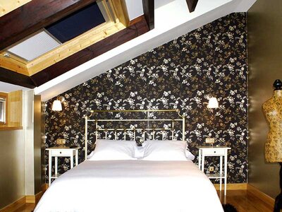 Caja ¡Escapada en familia por Día de la Madre!: 2 noches con desayuno y cena