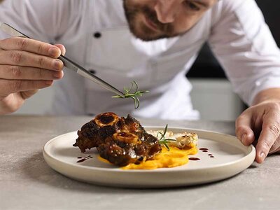 Caja Celebra el Día de la Madre con alta cocina: 1 experiencia gourmet para dos